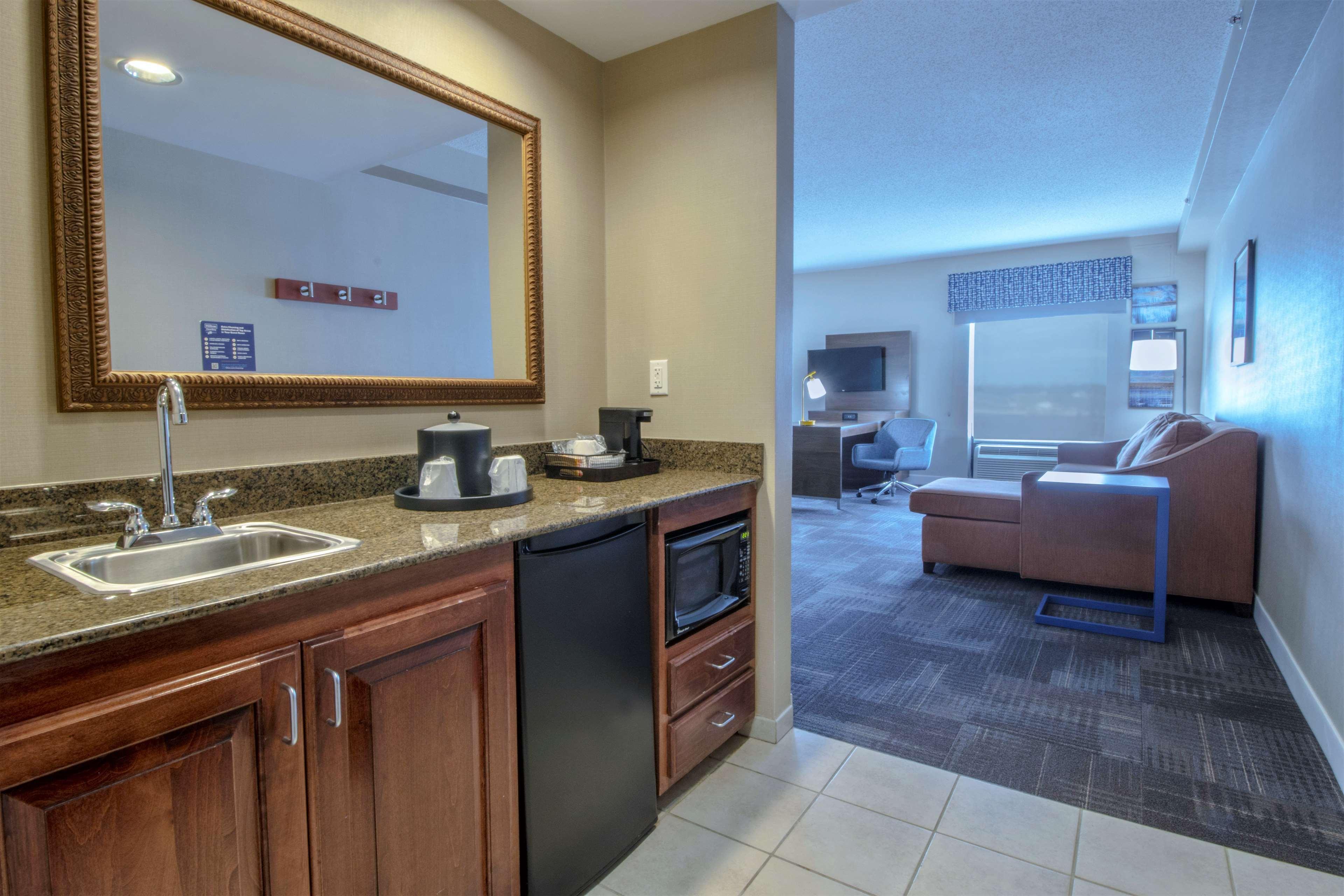 Hampton Inn & Suites Chesapeake-Battlefield Boulevard Экстерьер фото
